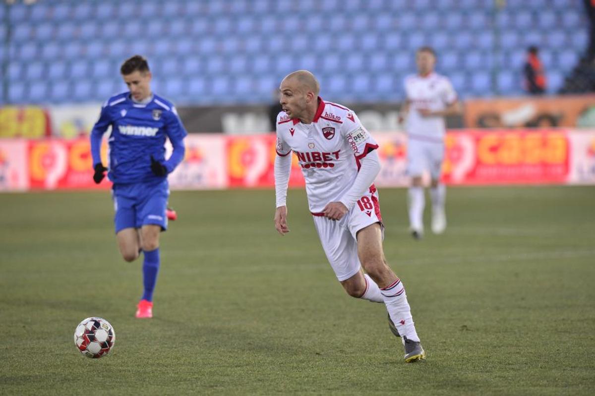 DINAMO // NOTE GSP: Dezastru în defensiva lui Dinamo » Lukas Skovajsa și Mihai Popescu, cei mai slabi de pe teren!