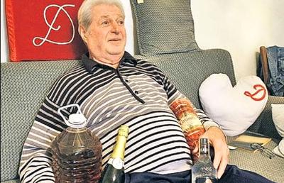 EXCLUSIV Poveștile clandestine ale rebelului de la Dinamo: „Cum să-i spun unui jucător să nu se ducă la femei, să nu bea, când eu am făcut toate astea?”