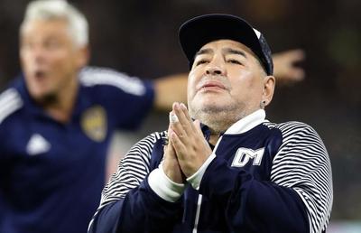 Încă trei persoane cercetate pentru ucidere din culpă în cazul Diego Maradona