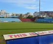Stadion Oțelul Galați + vitrina cu trofee