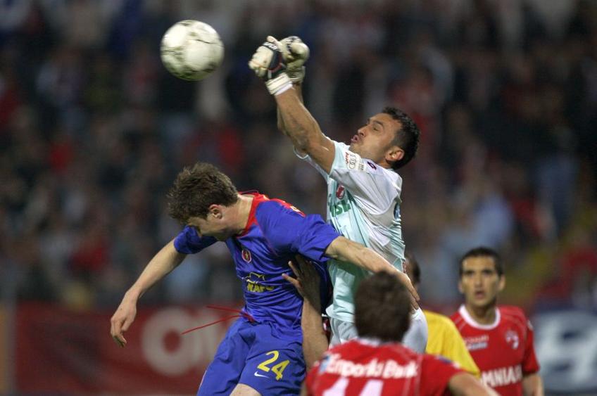 Ajuns la 46 de ani, Cristi Munteanu, acum manager general la Oțelul, rememorează cu nostalgie vremurile pe care le-a prins ca fotbalist