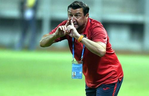 Viorel Moldovan (48 de ani)