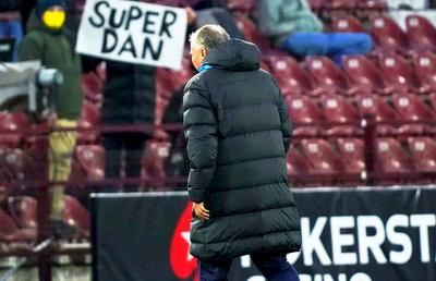 Dan Petrescu, luat la rost: „Ai 10 puncte avans, transferi jucători încontinuu și spui că pierzi campionatul? O nebunie!”