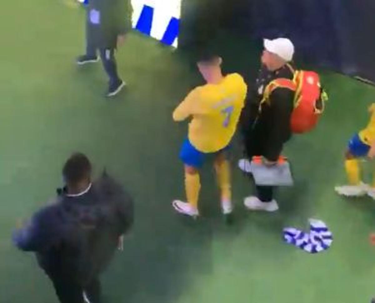 Cristiano Ronaldo, ieșire de bădăran! » A făcut multe gesturi controversate de-a lungul carierei, dar ăsta le-a întrecut pe toate