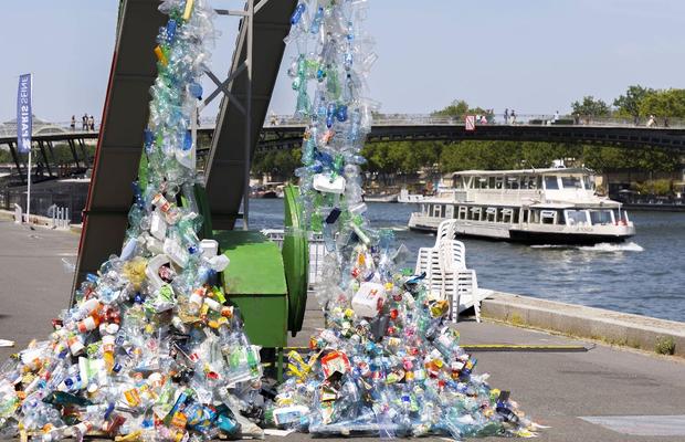 Alertă la Paris înainte de Jocurile Olimpice! Apa din Sena e contaminată
