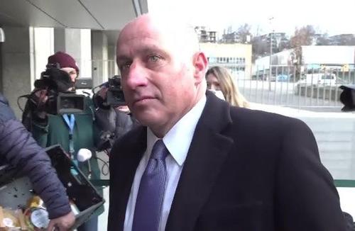 Howard Jacobs, avocatul american angajat de Simona Halep (32 de ani) pentru audierile de la TAS, a oferit o scurt declarație la ieșirea din sediul de la Lausanne. / FOTO: Sport.ro