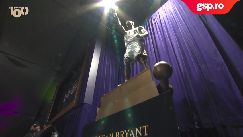 Los Angeles Lakers a decis să îl onoreze pe Kobe Bryant, decedat în 2020 la vârsta de 41 de ani, cu o statuie de bronz de aproape șase metri înălțime. Vanessa Bryant, soția acestuia, a fost prezentă la eveniment.