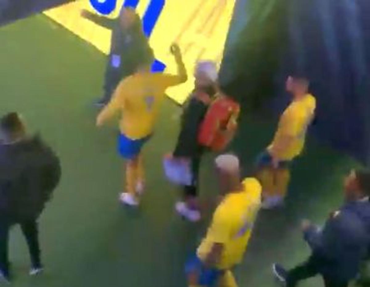 Cristiano Ronaldo, ieșire de bădăran! » A făcut multe gesturi controversate de-a lungul carierei, dar ăsta le-a întrecut pe toate