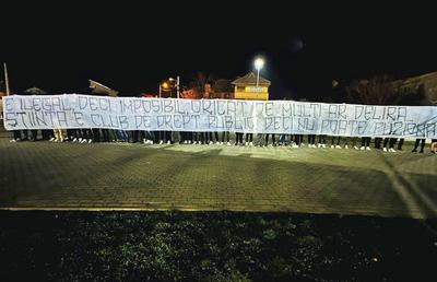 Scandal înainte de Universitatea Craiova - U Cluj! Bannere interzise, suporterii cer anchetă: „Știința e club de drept public, nu poate fuziona”