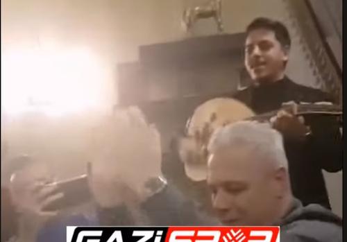 Marius Șumudică (52 de ani) și elevii lui au participat la o cină festivă, cu lăutari, la o zi după eșecul suferit în Cupa Turciei, 0-2 contra lui Fenerbahce.