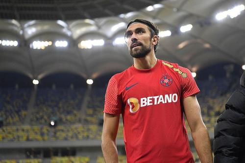 Andrea Compagno (27 de ani) a plecat deja de la FCSB. Mihai Stoica a dezvăluit că astăzi și-a luat rămas bun de la foștii coechipieri.