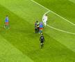 Un copil a intrat pe teren la meciul dintre FCSB și Sepsi