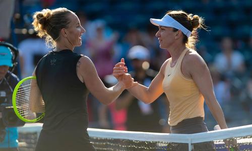 Simona Halep și Svetlana Kuznetsova, după un meci la Rogers Cup, în Canada / Foto: Imago