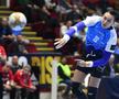 Cristina Neagu a marcat opt goluri în partida dintre CSM București și HC Podravka, ea fiind cea mai bună marcatoare a campioanei României  FOTO Cristi Preda