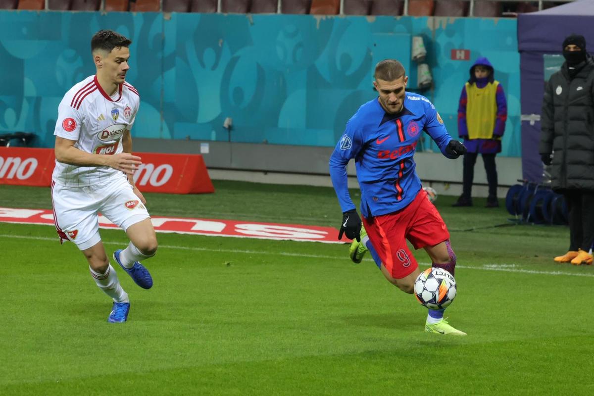 Gigi Becali, după lecția de fotbal predată de FCSB: „Sunt de 25 de ani în fotbal, abia acum am învățat și eu ceva” + De ce l-a scos pe Gheorghiță la pauză