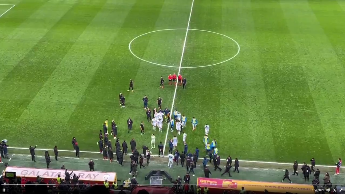 Galatasaray - Adana Demirspor, abandonat din cauza unei decizii scandaloase de arbitraj