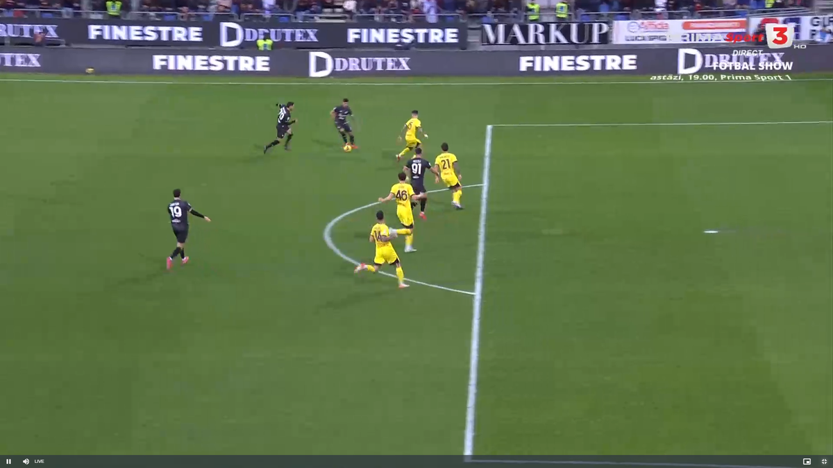 „Ce ai făcut Florinellll?!” » Italienii, la picioarele lui Coman, după golul superb marcat în Cagliari - Parma: „Debut stelar”