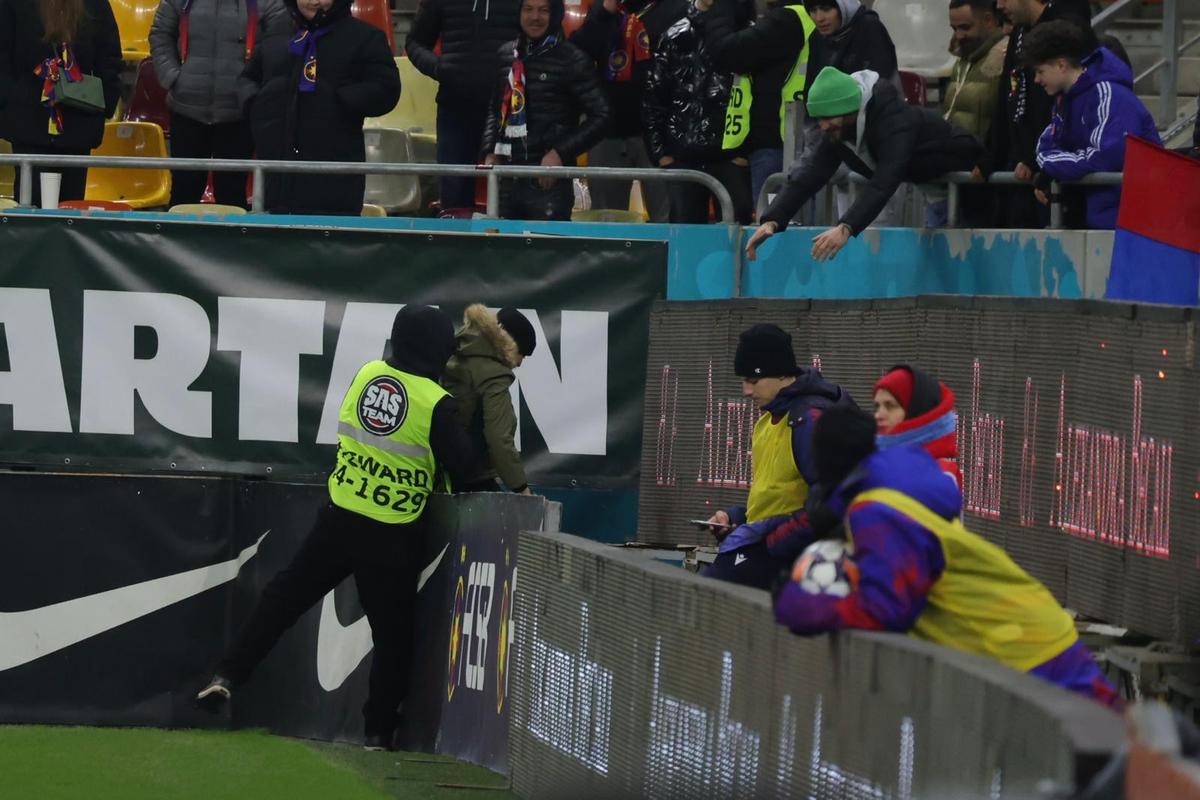 Un titular cu Sepsi e OUT de la FCSB: „Nu mai e de nivelul nostru” » Becali a vorbit și despre transferul lui Jordan Gele