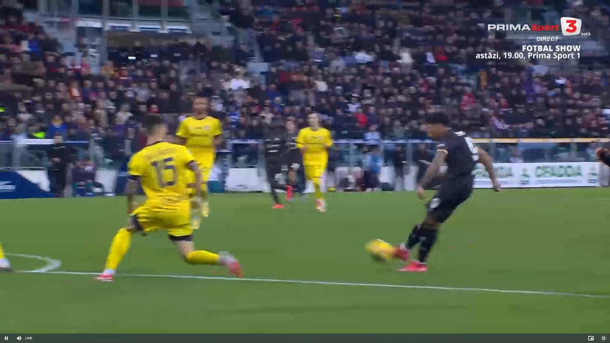 Notele primite de Florinel Coman în Italia, pentru debutul cu supergol în Cagliari - Parma: „Stadionul l-a răsfățat în restul meciului”