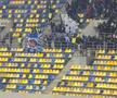 Duelul galeriilor în Dinamo - Craiova » Mesaje ironice afișate de suporteri: „Ați venit la capitală, cum ați strâns bani de bilet?”