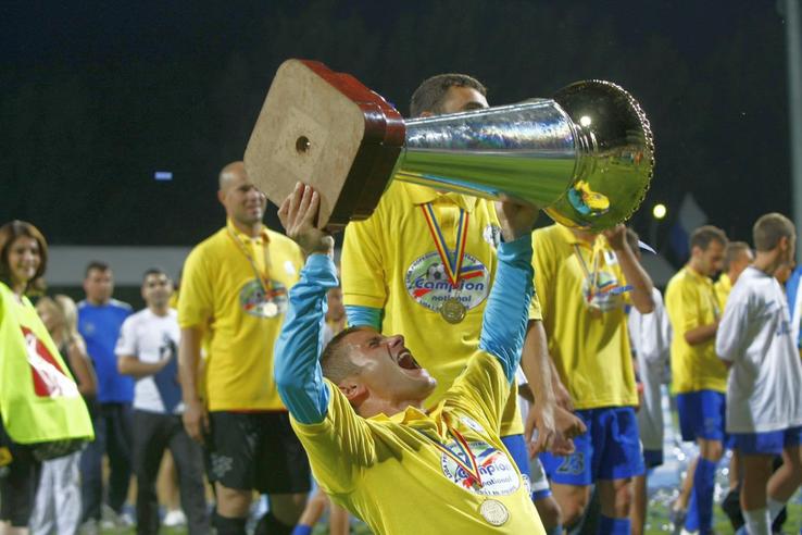 Aventura lui Sorin Frunză la Unirea Urziceni. Imagini de colecție din arhiva Gazetei Sporturilor