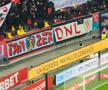 Duelul galeriilor în Dinamo - Craiova » Mesaje ironice afișate de suporteri: „Ați venit la capitală, cum ați strâns bani de bilet?”