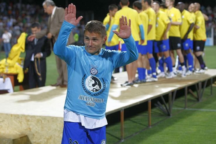Aventura lui Sorin Frunză la Unirea Urziceni. Imagini de colecție din arhiva Gazetei Sporturilor