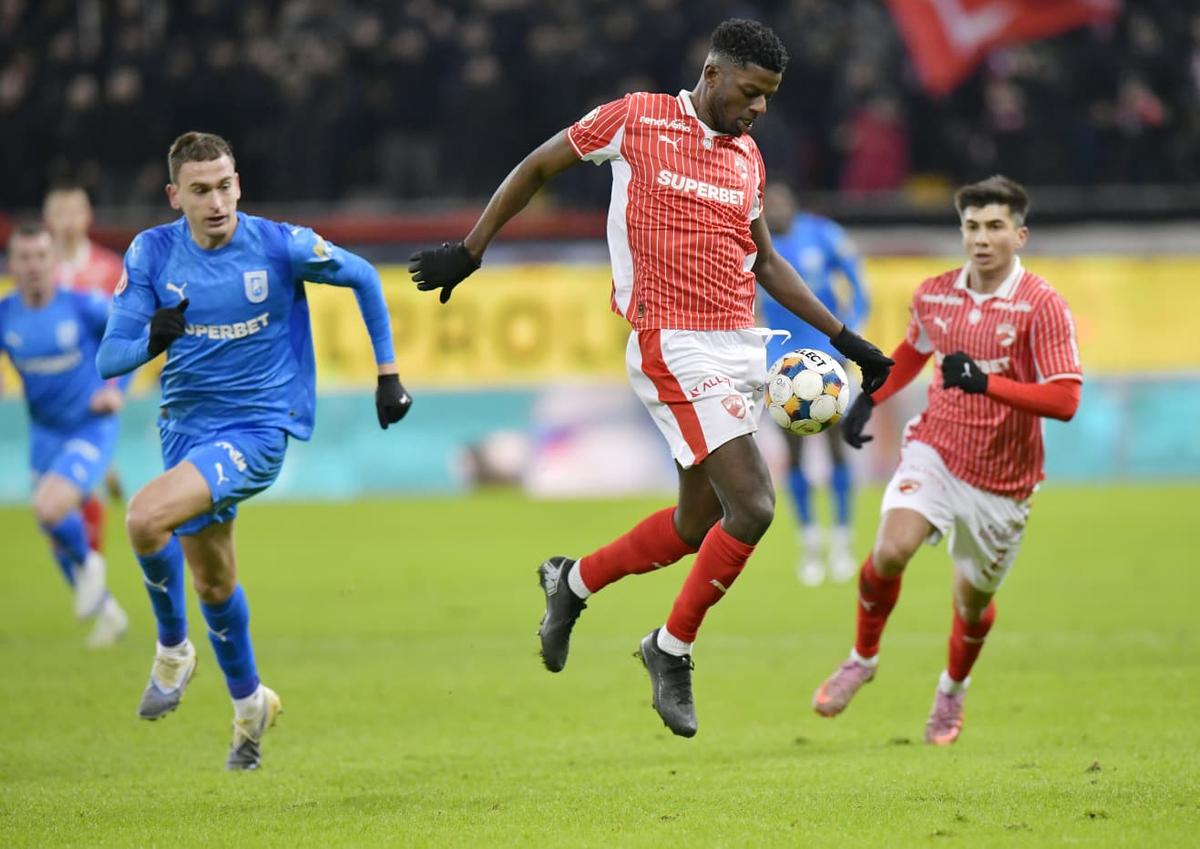 Andrei Nicolescu nu l-a iertat după Dinamo - Craiova: „Neinspirat, nu înțeleg de ce se complică!” » Laude pentru un adversar: „Un talent incredibil”