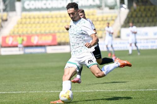 Nicolae Carnat semnează cu Unirea Slobozia // FOTO: Sport Pictures