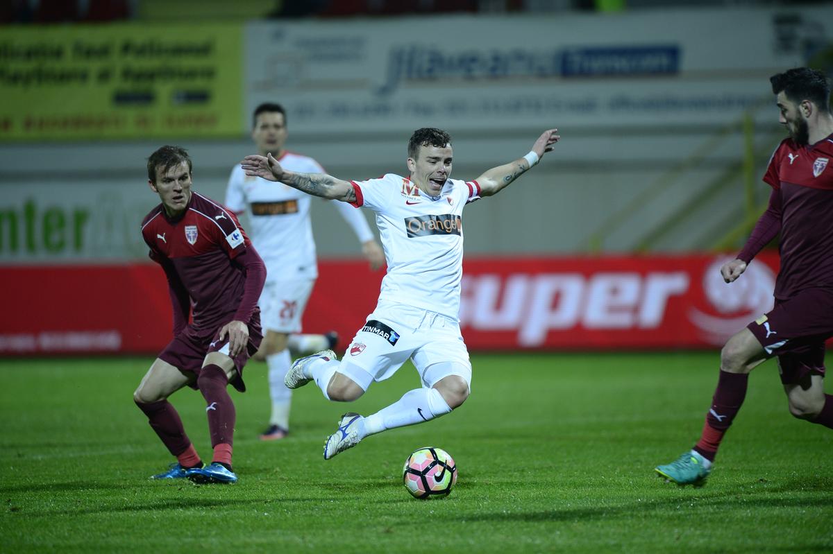 „Acum o să spuneți iar că sunt rasist” » A jucat în Franța, are 500 de meciuri în Superliga și explică diferența: „Nu mi-e rușine să recunosc”
