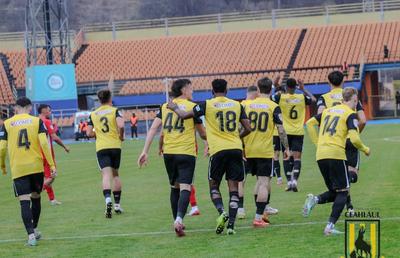 Fără mese de la club, apă de la robinet! Câte salarii au încasat fotbaliștii Ceahlăului în ultimele 8 luni