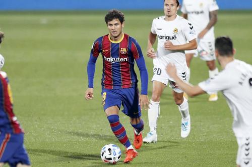 Lucas de Vega, fotbalist cu meci la Barcelona în 2022, a semnat cu FC Botoșani // FOTO: Imago Images