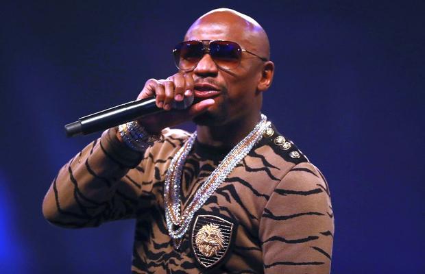 Floyd Mayweather a pus ochii pe o echipă din Premier League! Celebrul boxer vrea să cumpere Newcastle United