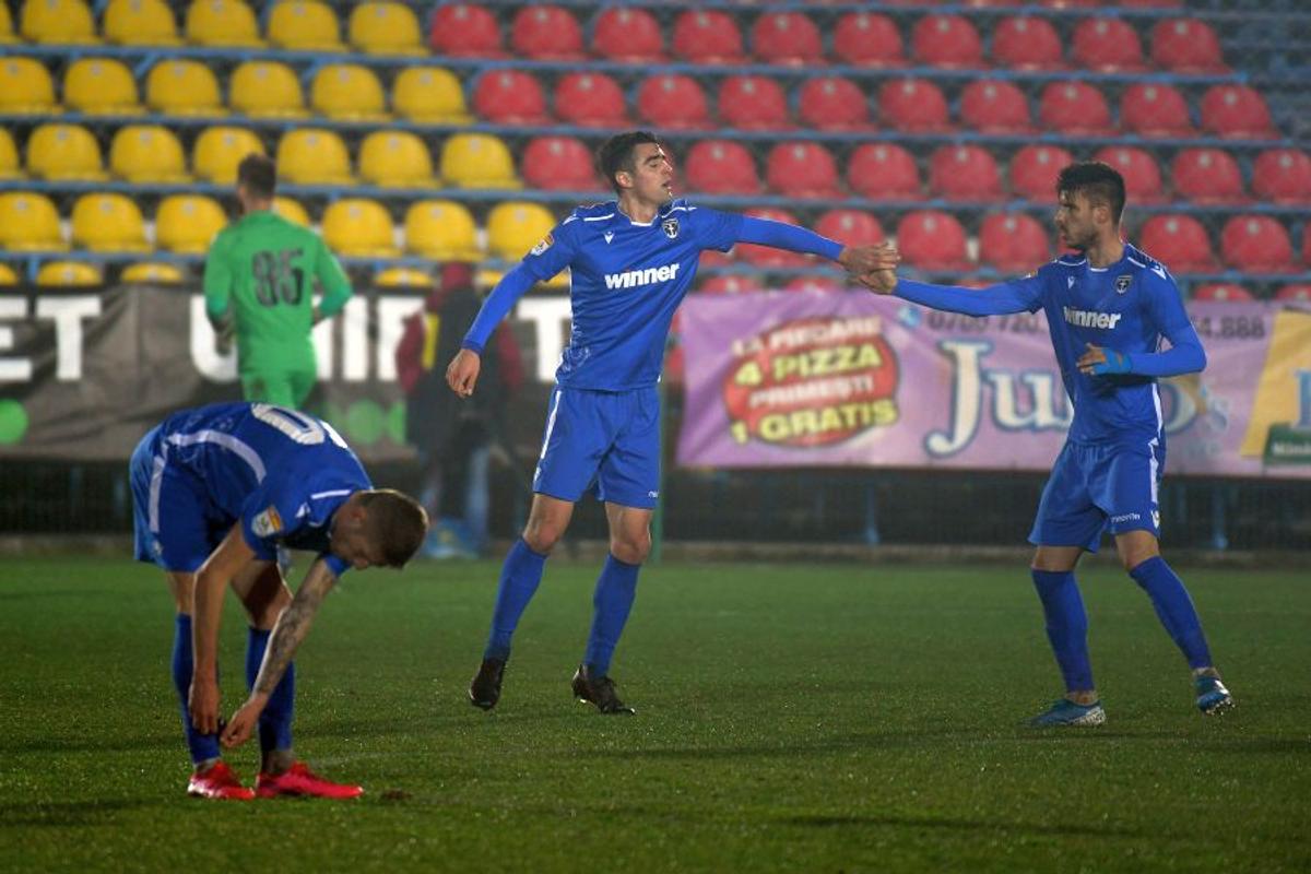 FC VOLUNTARI - HERMANNSTADT 1-1 // VIDEO+FOTO „Scărița” lui Pașcanu din prelungiri aduce un punct pentru gazde » Cum arată ACUM clasamentul: Dinamo cade pe 4!