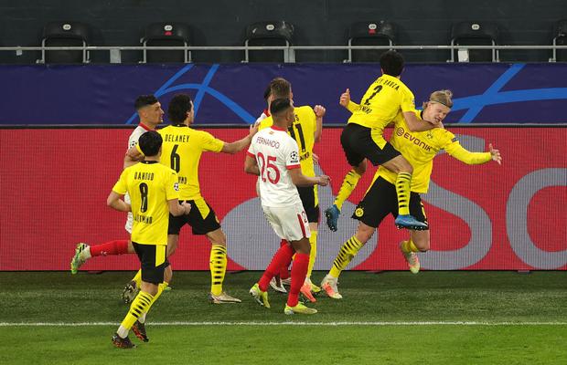 Borussia Dortmund - Sevilla 2-2. VIDEO + FOTO Haaland îi duce pe nemți în „sferturile” Ligii, după un final dramatic!