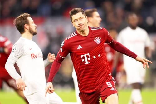 Robert Lewandowski tocmai a reușit cel mai rapid hattrick din istoria Ligii Campionilor, foto: Guliver/gettyimages
