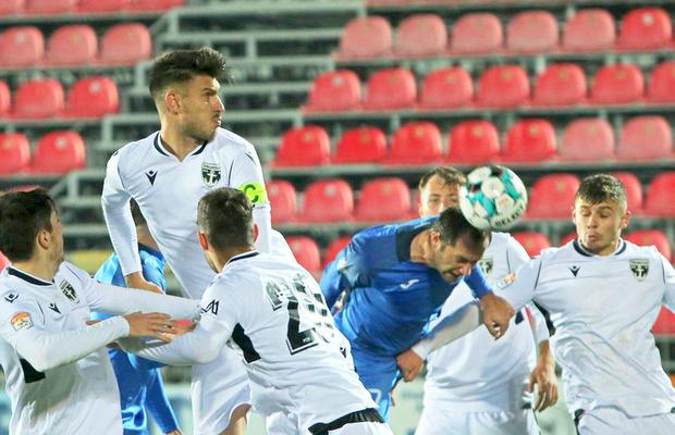 Halucinant! Căpitanul Achim a pariat pe înfrângerea echipei sale la un meci de Liga 1: a dat gol în memoria bunicului său, dar a pierdut banii la ultima fază. „Sunt blestemat. Îmi vine să plâng”