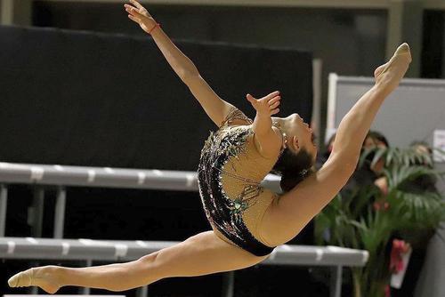 Maria Ano, 20 de ani, de 10 ori campioană a Spaniei la gimnastică ritmică, povestește că a fost abuzată de antrenorii ei la de la clubul Mabel de Benicarlo.