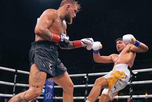 Jake Paul (stânga) vs. Tommy Fury/ foto: Instagram @Jake Paul