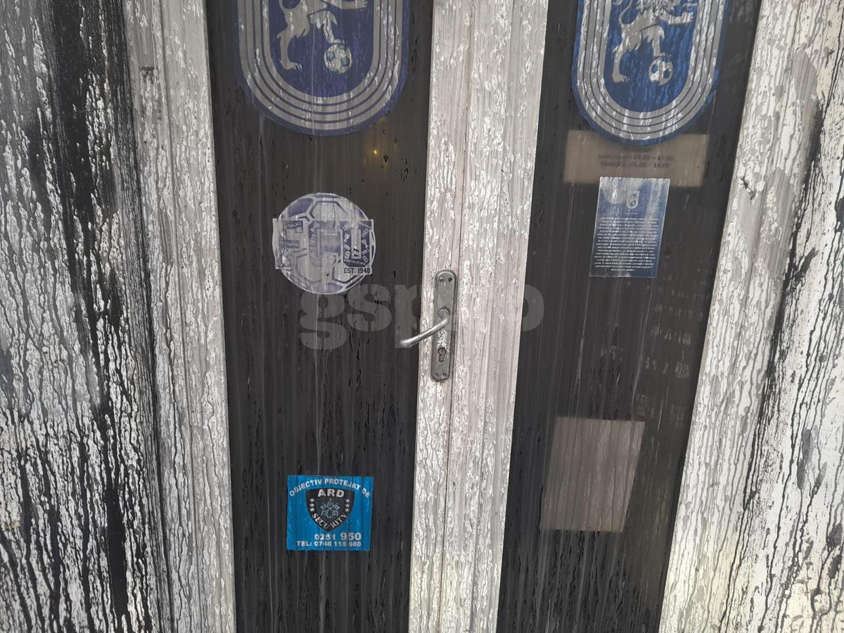 Sediul FCU Craiova, vandalizat de rivali