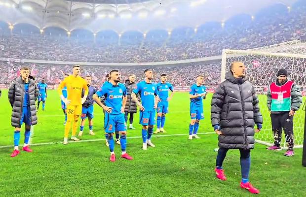 Ce s-a întâmplat pe Arena Națională, când fotbaliștii de la FCSB au mers în fața Peluzei Nord » Chiricheș a intervenit: „Calm, calm!”