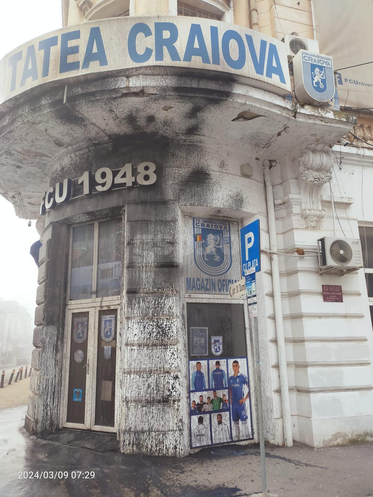 A început scandalul în Craiova, înainte de derby » Sediul FCU, vandalizat în această dimineață! + Reacția CSU Craiova