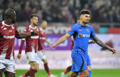Ce a remarcat Raul Rusescu în prima repriză a derby-ului Rapid - FCSB: „Evenimentul principal nu a fost golul!”