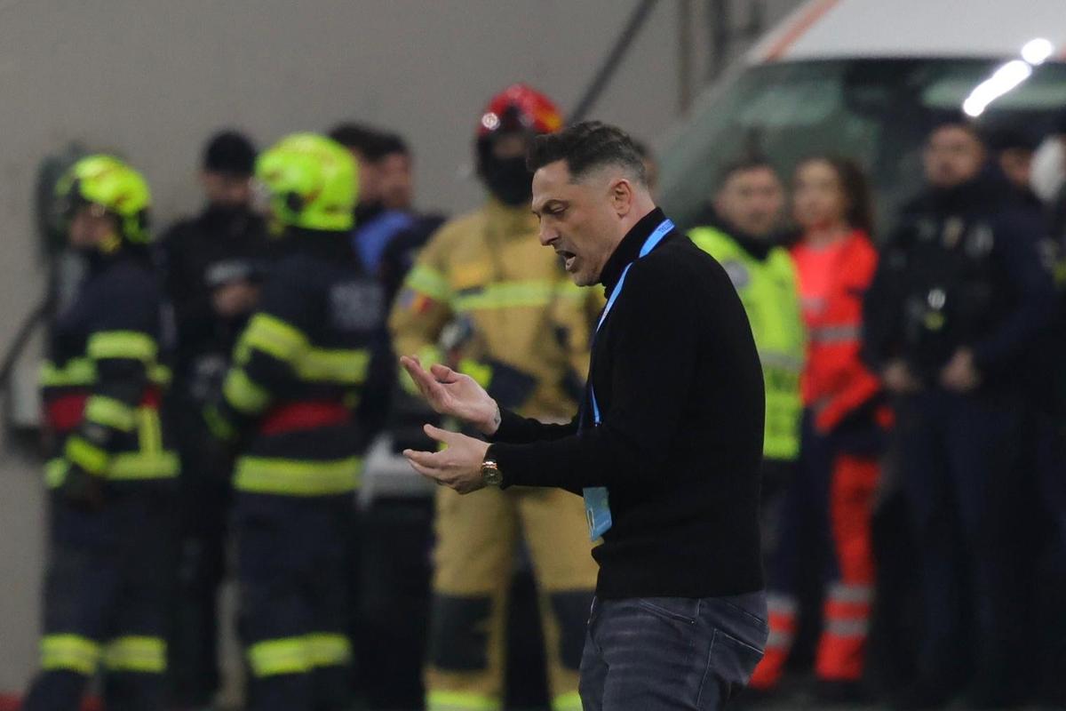 FCSB - Universitatea Craiova, imagini din prima repriză