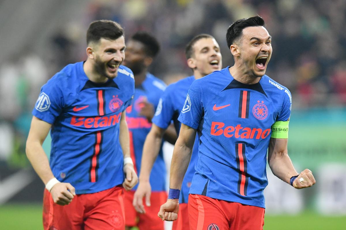 FCSB - Universitatea Craiova, imagini din prima repriză