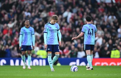 Manchester United - Arsenal 1-1 » „Tunarii” nu au reușit să se impună pe Old Trafford, iar titlul în Anglia pare să fie decis