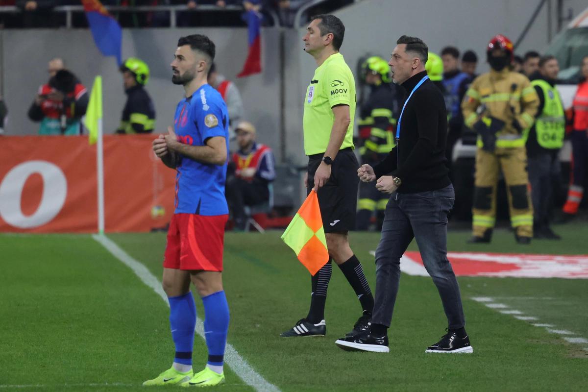 FCSB - Universitatea Craiova, imagini din prima repriză