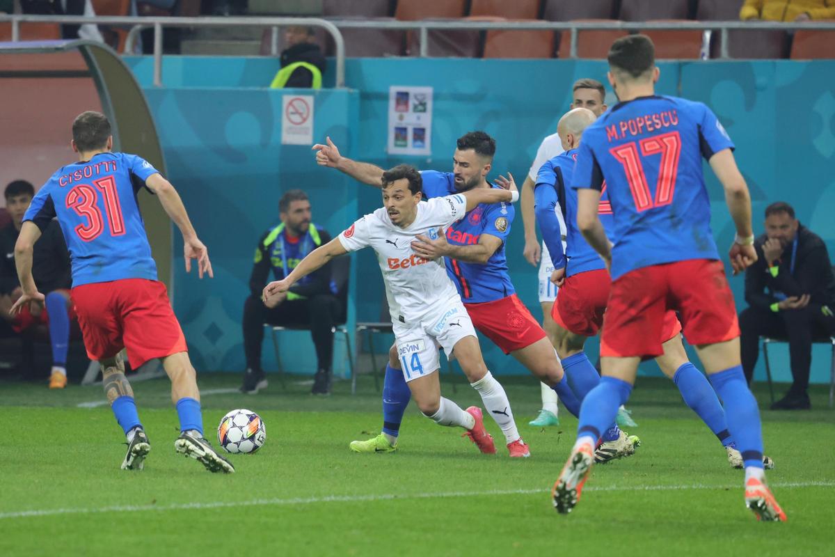 FCSB - Universitatea Craiova, imagini din prima repriză