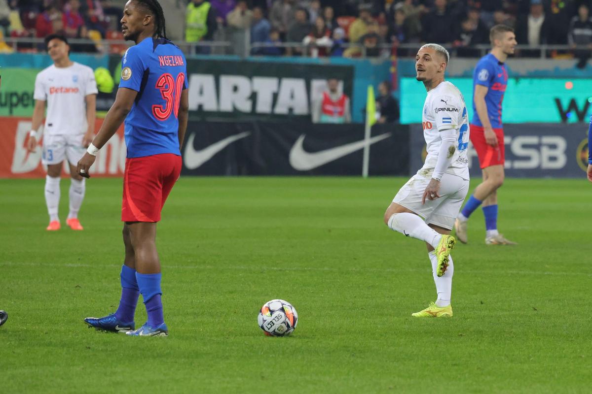 FCSB - Universitatea Craiova, imagini din prima repriză