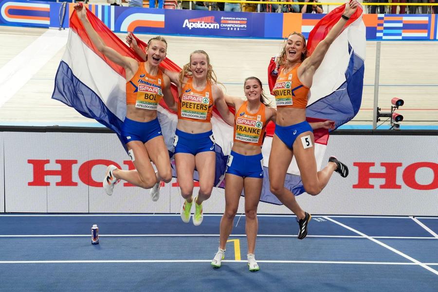 Femke Bol, Nina Franke, Cathelijn Peeters și Lieke Klaver (de la stânga la dreapta), ștafeta Olandei de 4x400 m campioană europeană Foto Imago Images Lieke Klaver și medalia visată: primul titlu individual important din carieră pentru sprintera olandeză la Europenele indoor
